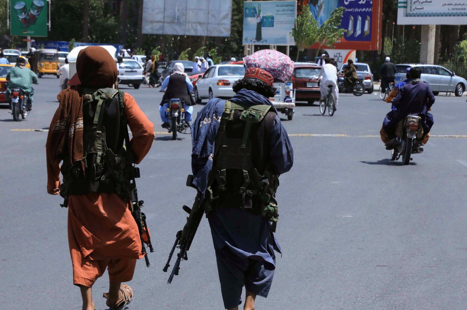 Afghan politicians reportedly leave Kabul for Pakistan: Al-Jazeera