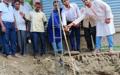 ঘিওর হাটে ব্যবসায়ীদের শেড নির্মাণ উদ্বোধন ।