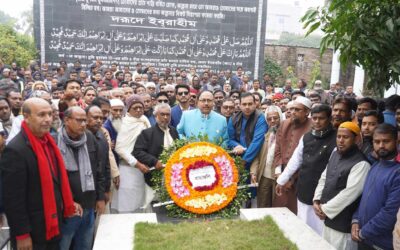 বঙ্গবন্ধুর ম্যুরাল ও শহীদ কামারুজ্জামানের সমাধীতে রাজশাহী-৩ আসনের নবনির্বাচিত এমপির শ্রদ্ধা নিবেদন