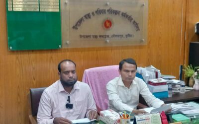 দৌলতপুর স্বাস্থ্যকেন্দ্রে ৩৫ জন চিকিৎসকের পরিবর্তে দায়িত্ব পালন করেন মাত্র ৮ জন