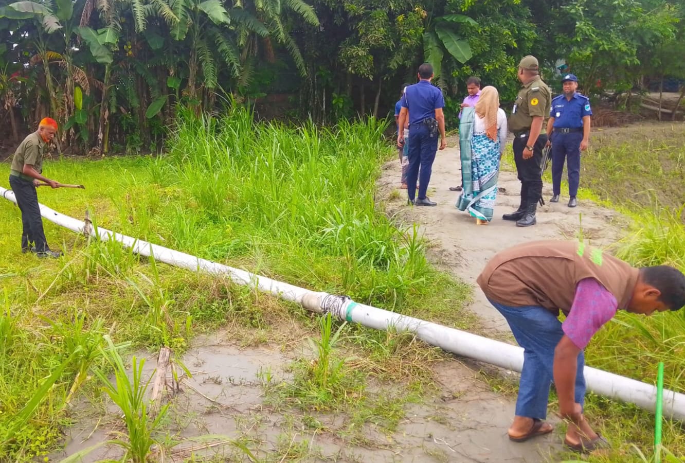 ঘিওরে অবৈধ ড্রেজার,বালু ও মাটি বাণিজ্যের বিরুদ্ধে উপজেলা প্রশাসনের শক্ত অবস্থান