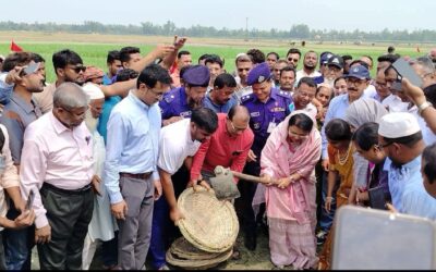 দৌলতপুরে খাল খননের শুভ উদ্বোধন করলেন-বেসকারি বিমান ও পর্যটন মন্ত্রী আফরোজা খানম রিতা